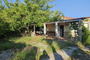 2 LOCALI A PONTECAGNANO FAIANO