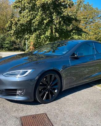 TELA MODEL S SUPERCHARGER A VITA