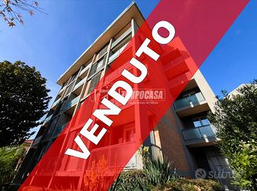 AMPIO BILOCALE CON POSTO AUTO!