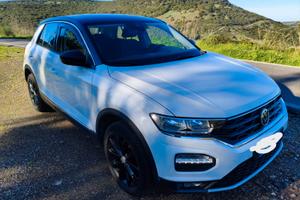 VW T ROC CLBMT 85 TSI M6F