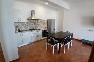 Vista mare con giardino