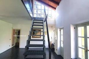 Appartamento di 191 m² con più di 5 locali a Milan