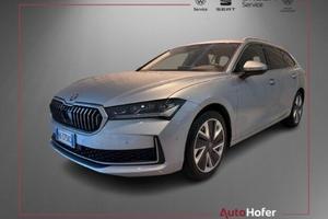 SKODA Superb 2.0 TDI DSG Wagon Style 360° Matrix N