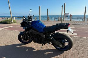 MT10 Yamaha 2024 icon blu 13000 km