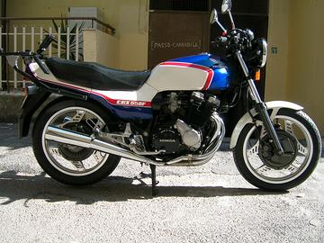 Honda CBX-550-1984 MOTO STORICA CERTIFICATA "ASI"