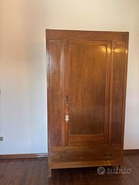 ARMADIO IN LEGNO VINTAGE ANNI '50