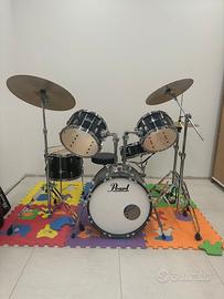 Batteria acustica Pearl Roadshow