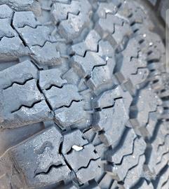 Gomme e cerchioni 205