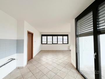 Appartamento di Rec.Costruz. con Terrazzo. U/1074