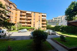 3 LOCALI A AOSTA