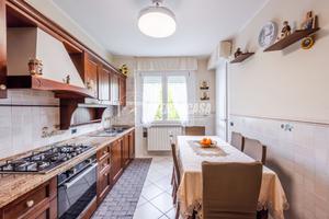 Quadrilocale completamente ristrutturato a Salvate