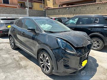 Ford Puma 1.0 EcoBoost Hybrid 125 CV S&S Titanium 