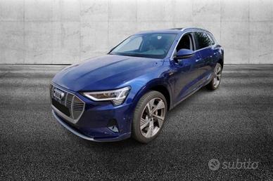 AUDI e-tron 50 quattro