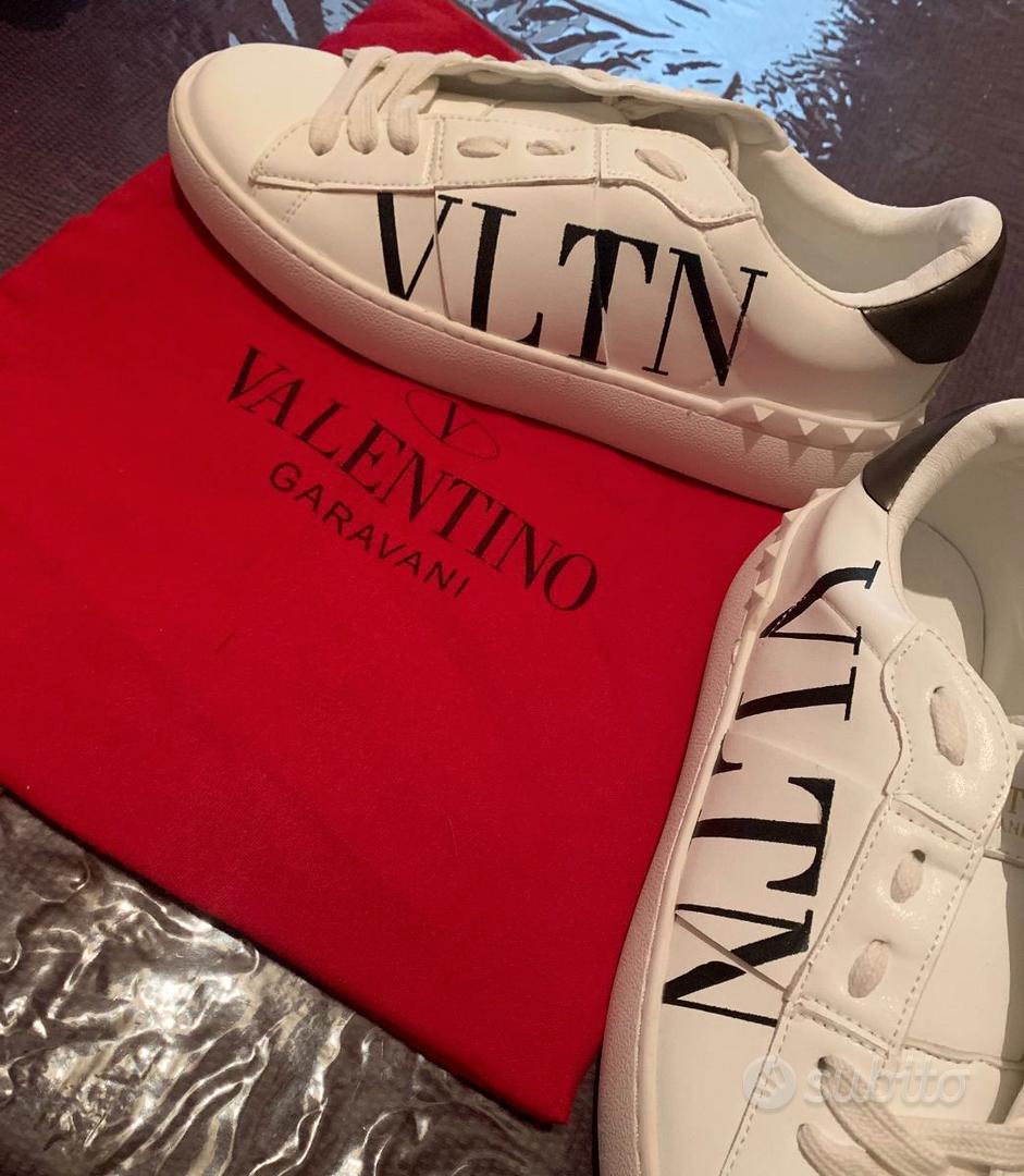 Scarpe sales valentino fake