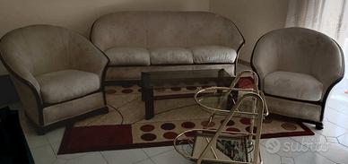 set di salotto con tappeto e carrello