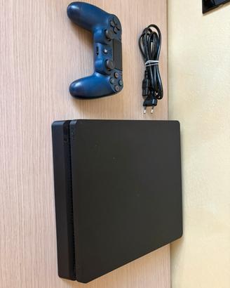 Play station 4 slim