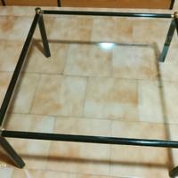 Tavolino in tubi di ottone verniciato nero