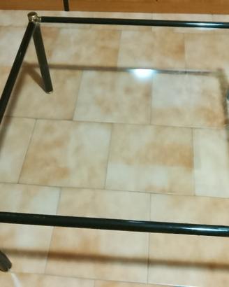 Tavolino in tubi di ottone verniciato nero