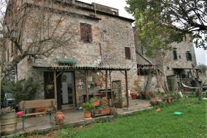 AP1175 - Trequanda appartamento di mq 86