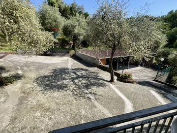 Casa Indipendente - Castiglione Chiavarese