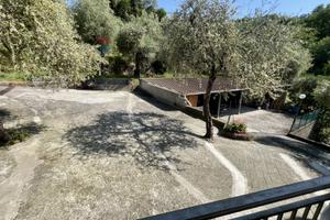Casa Indipendente - Castiglione Chiavarese