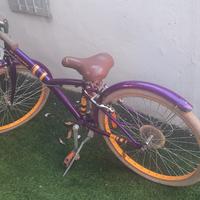 bici bimba/o con cestino