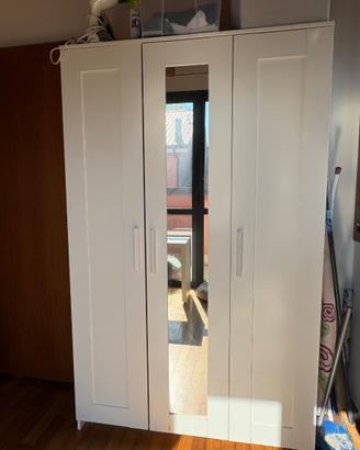 Armadio bianco tre ante con specchio