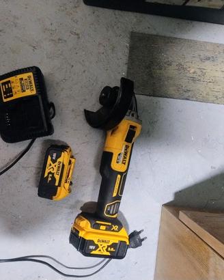 dewalt smerigliatrice angolare 18v 