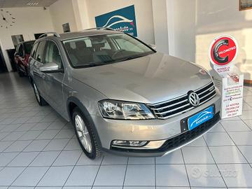 VW Passat Alltrack 2.0 TDI DSG 4motion 2012