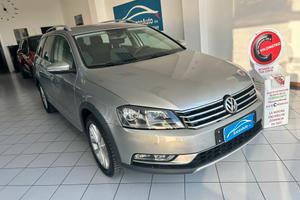 VW Passat Alltrack 2.0 TDI DSG 4motion 2012
