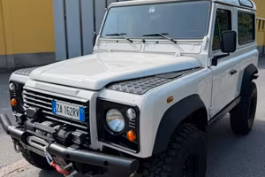 LAND ROVER DEFENDER 90 TD5 assetto Corsetti