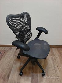Sedia da design/ uffcio Mirra 2 prdo. Herman Mille