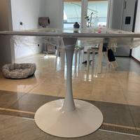 Tavolo rotondo bianco