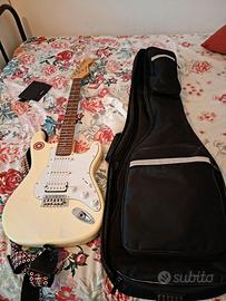 Chitarra elettrica con amplificatore