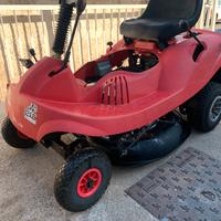 Trattorino tagliaerba