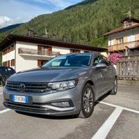 VOLKSWAGEN Passat 8ª serie - 2021