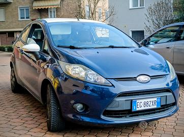 Ford fiesta bi color del 2011