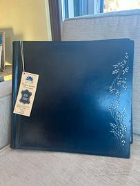 Album fotografico blu con fiori diamantati