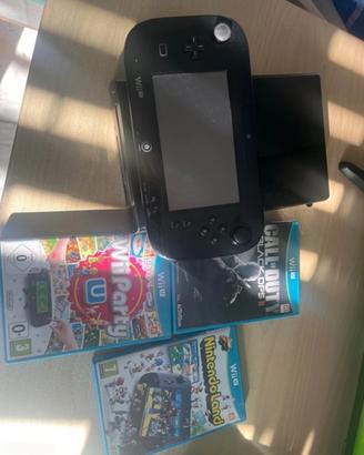 Nintendo wii u completa + 3 giochi e 1 controller