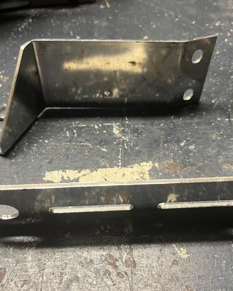 Staffe acciaio per Cb