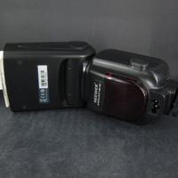Flash Neewer Speedlight NW 561