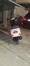 vespa et2
