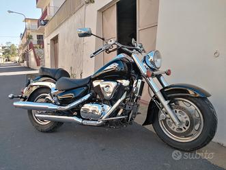 Suzuki VL Intruder 1500 usata in vendita