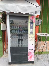 distributore automatico di bibite e snack refriger