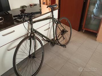 bicicletta acciaio da turismo fuji  Touring 2015