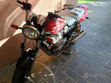 Yamaha xjr 1300