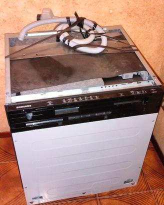 Lavastoviglie Samsung