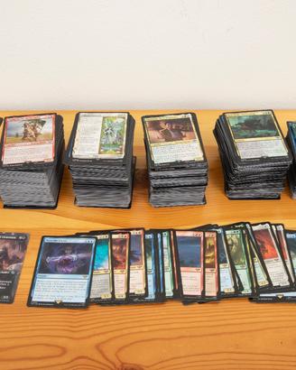 Magic lotr lotto circa 1200 carte / 2 Kg ottime
