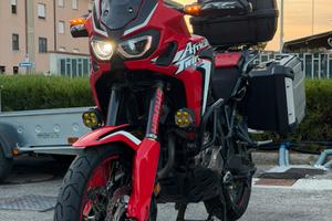 Honda crf 1000l africa twin