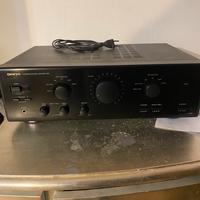 Amplificatore ONKYO